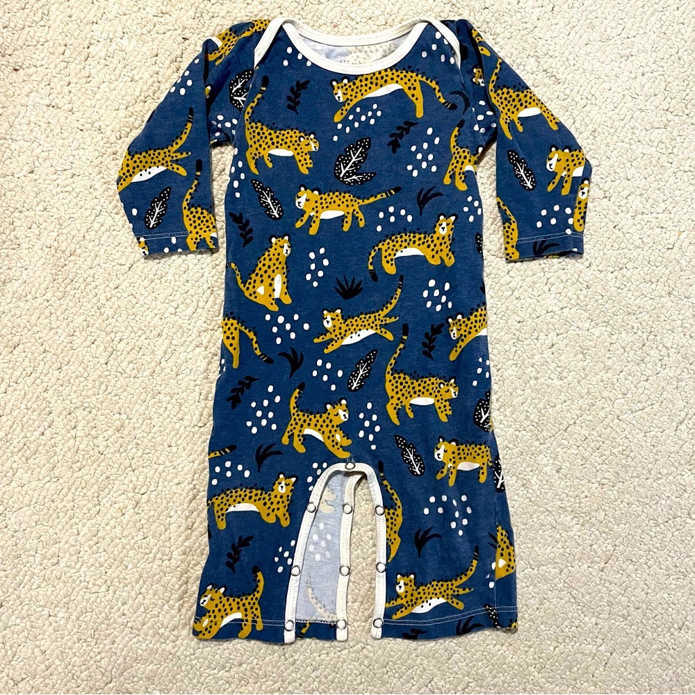 Winter Water Factor organic UNISEX cheetah romper coverall 6 months 6M